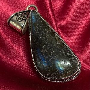 Handmade Silver Natural Labradorite Stone Unique Pendant